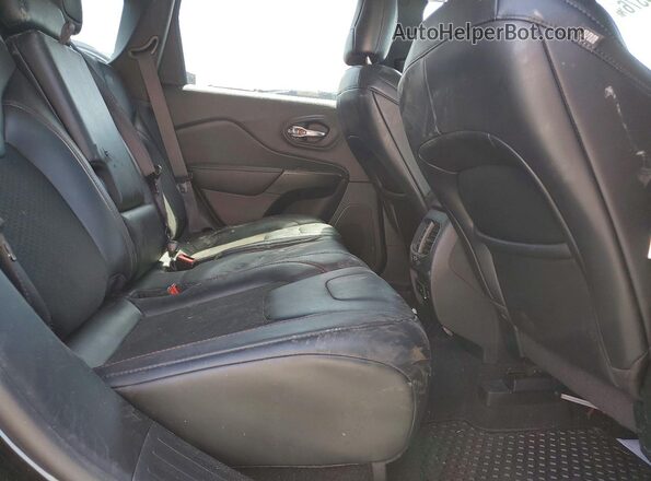1C4PJMBX5LD529163 2020 JEEP CHEROKEE Черный Вид задней части салона