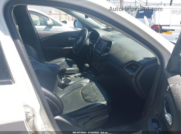 1C4PJMBX6KD311280 2019 JEEP CHEROKEE White წინა სალონის ხედი