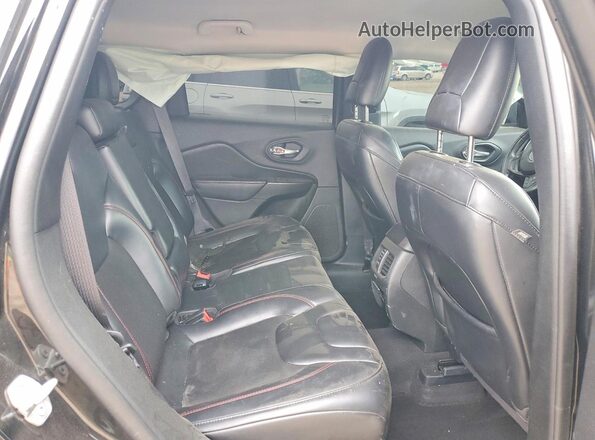 1C4PJMBX6LD581790 2020 JEEP CHEROKEE Black Vista de los asientos traseros