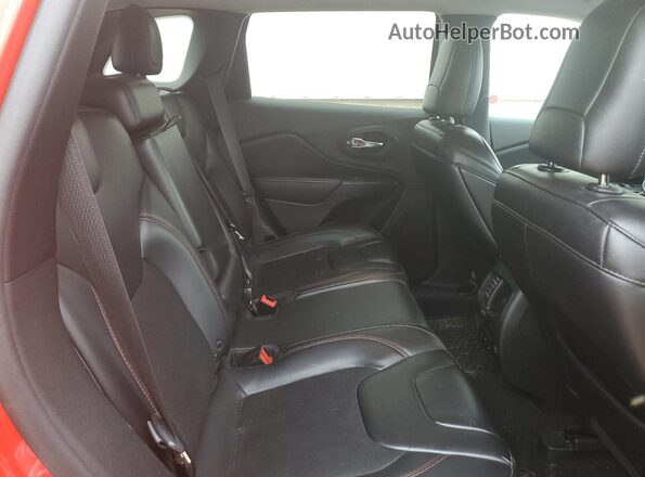 1C4PJMBX8KD471032 2019 JEEP CHEROKEE Red Vista interior trasera