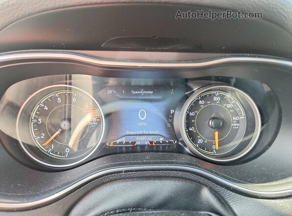 1C4PJMBX8LD519176 2020 JEEP CHEROKEE Black ხელსაწყოთა პანელის ხედი