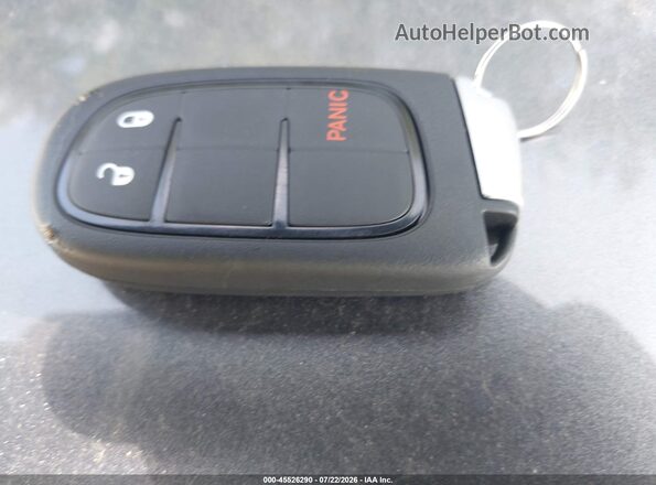 1C4PJMBXXJD582597 2018 JEEP CHEROKEE Black Dashboard view