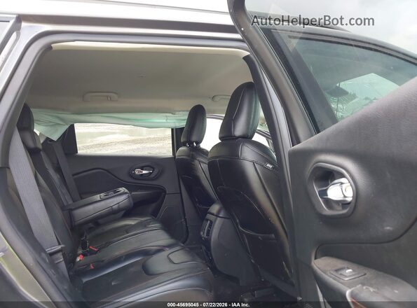 1C4PJMBXXKD253674 2019 JEEP CHEROKEE Gray Widok naklejki z numerem VIN
