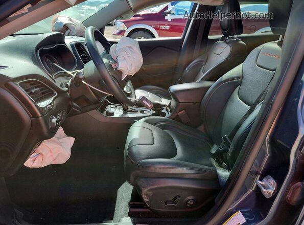 1C4PJMBXXKD379064 2019 JEEP CHEROKEE Blue Вид салону спереду