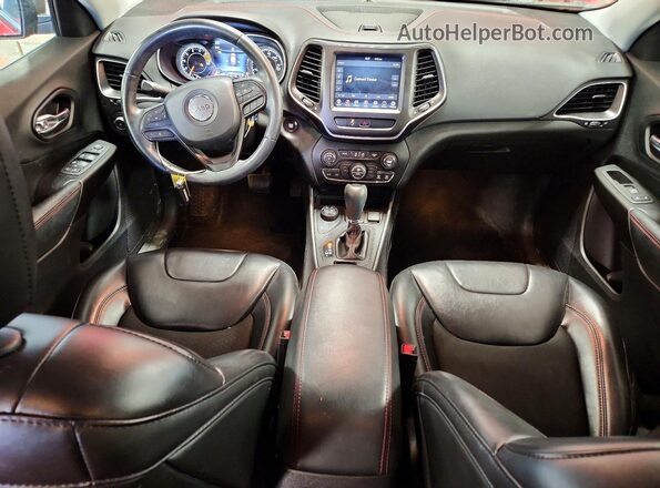 1C4PJMBXXKD395474 2019 JEEP CHEROKEE Красный Вид панели приборов