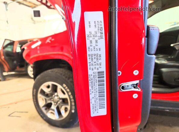 1C4PJMBXXKD395474 2019 JEEP CHEROKEE Красный Панорамный вид салона 360°