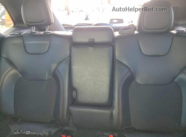 1C4PJMBXXLD572929 2020 JEEP CHEROKEE White Հետևի նստատեղերի տեսք