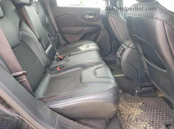 1C4PJMBXXND509042 2022 JEEP CHEROKEE Black Widok wnętrza z tyłu