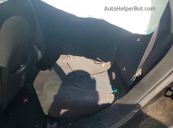 1C4PJMCB0KD139671 2019 JEEP CHEROKEE Black Rear interior view