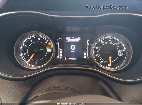 1C4PJMCB0KD176980 2019 JEEP CHEROKEE Black Widok tylnych siedzeń
