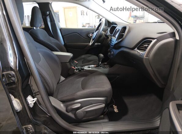1C4PJMCB0KD176980 2019 JEEP CHEROKEE Black Widok wnętrza z przodu