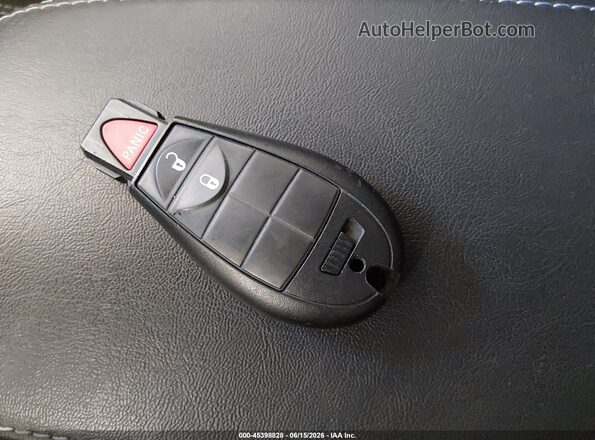 1C4PJMCB0KD176980 2019 JEEP CHEROKEE Black Widok deski rozdzielczej