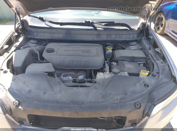 1C4PJMCB0KD429912 2019 JEEP CHEROKEE Silver უკანა ხედი