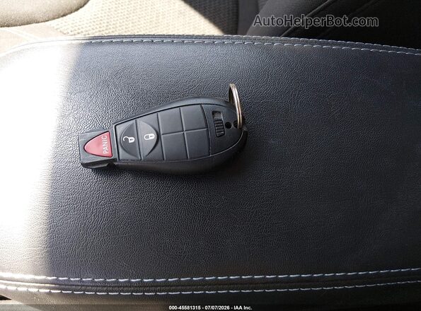 1C4PJMCB0KD429960 2019 JEEP CHEROKEE Silver Вид панелі приладів