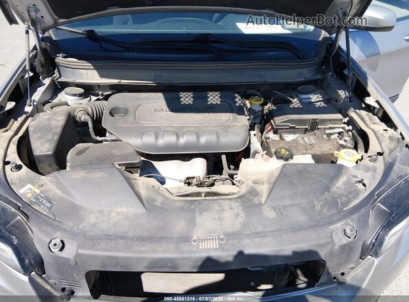 1C4PJMCB0KD429960 2019 JEEP CHEROKEE Silver Вид ззаду