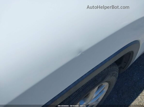 1C4PJMCB1JD528639 2018 JEEP CHEROKEE White Вид задньої частини салону