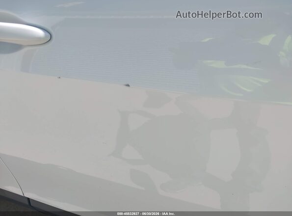 1C4PJMCB1KD429966 2019 JEEP CHEROKEE White უკანა სალონის ხედი