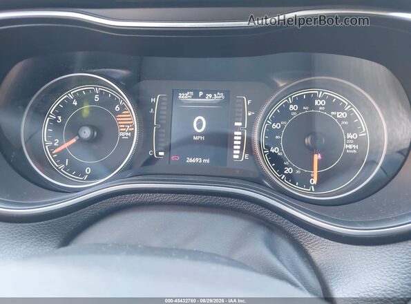 1C4PJMCB1KD449487 2019 JEEP CHEROKEE Серебряный Вид задних сидений