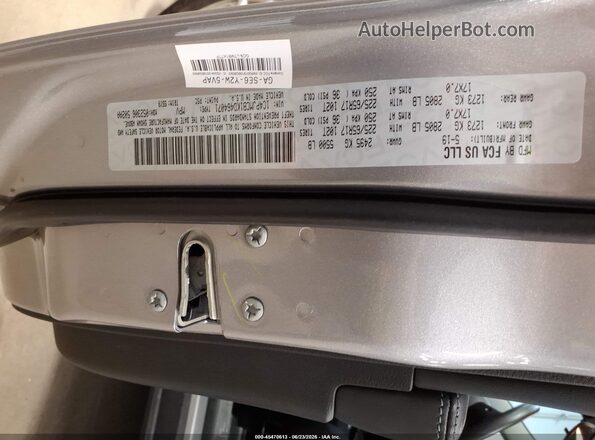 1C4PJMCB1KD464071 2019 JEEP CHEROKEE Silver Engine compartment view