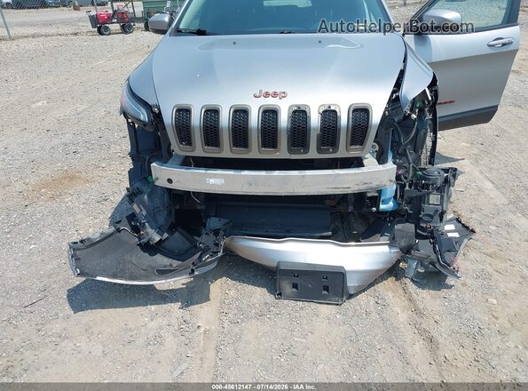 1C4PJMCB2GW299367 2016 JEEP CHEROKEE Silver Vista frontal