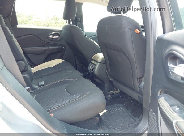 1C4PJMCB2GW299367 2016 JEEP CHEROKEE Silver Vista de la etiqueta del VIN