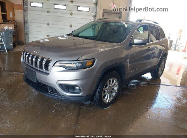 1C4PJMCB2KD343629 2019 JEEP CHEROKEE Silver Vista tres cuartos delantera izquierda