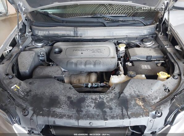 1C4PJMCB2KD343629 2019 JEEP CHEROKEE Silver Vista trasera