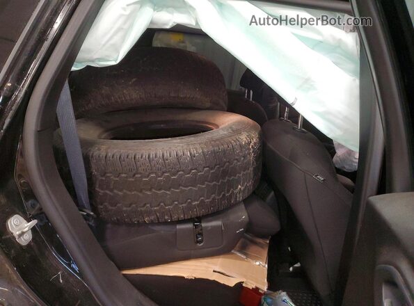 1C4PJMCB2LD576136 2020 JEEP CHEROKEE Black Вид задньої частини салону