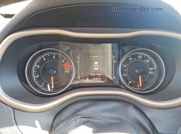 1C4PJMCB3GW112637 2016 JEEP CHEROKEE Black Սարքավորումների վահանակի տեսք