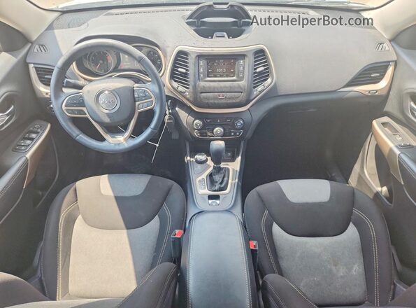 1C4PJMCB3JD508604 2018 JEEP CHEROKEE White Dashboard view