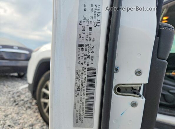 1C4PJMCB3JD564218 2018 JEEP CHEROKEE White Շարժիչի բաժամունքի տեսք