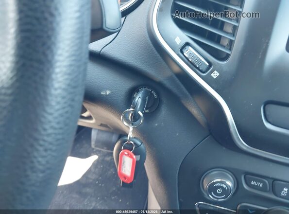 1C4PJMCB3KD343638 2019 JEEP CHEROKEE Silver წინა პანელის ხედი