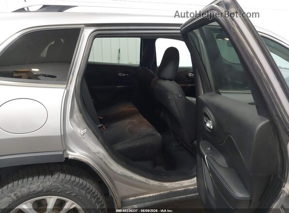 1C4PJMCB3KD440449 2019 JEEP CHEROKEE Silver VIN կոդի պիտակի տեսք