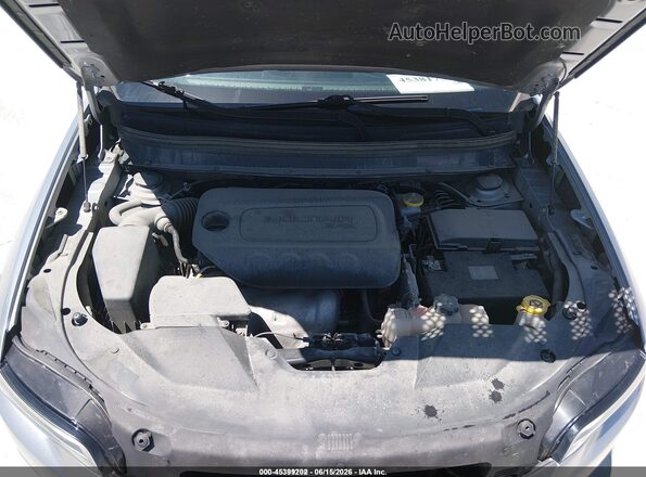 1C4PJMCB3KD449460 2019 JEEP CHEROKEE Silver Հետևի տեսք