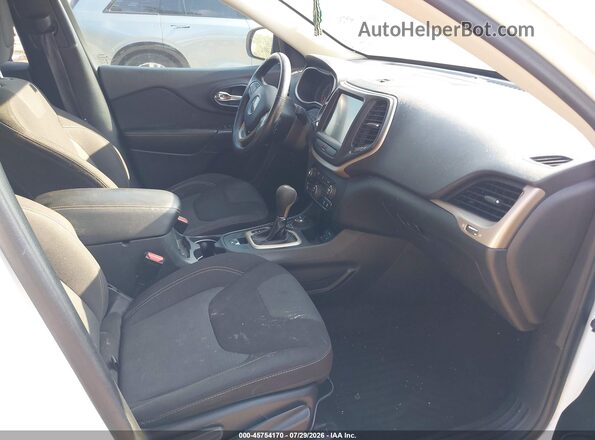 1C4PJMCB4GW155013 2016 JEEP CHEROKEE White Widok wnętrza z przodu
