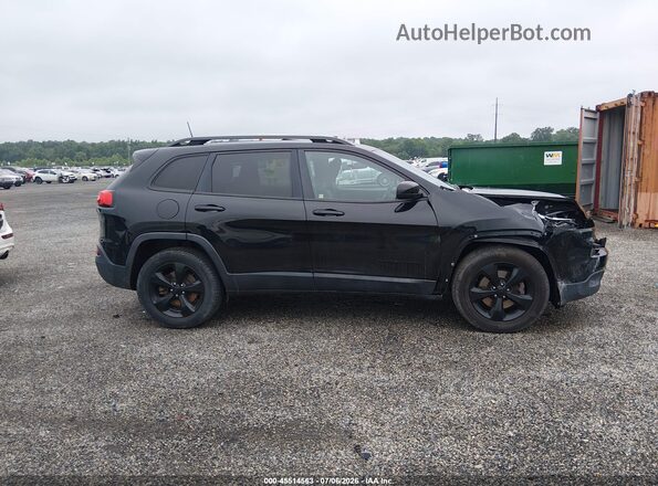 1C4PJMCB4JD586065 2018 JEEP CHEROKEE Black Вид задньої частини салону