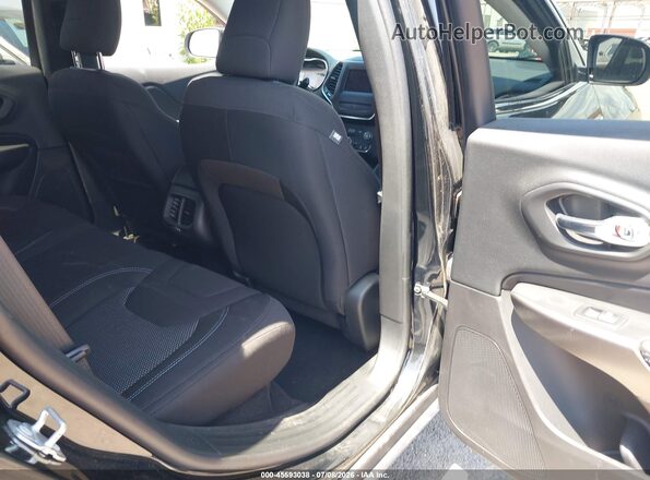 1C4PJMCB4KD153685 2019 JEEP CHEROKEE Black Vista de la etiqueta del VIN