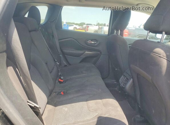 1C4PJMCB4LD650379 2020 JEEP CHEROKEE Black Rear interior view