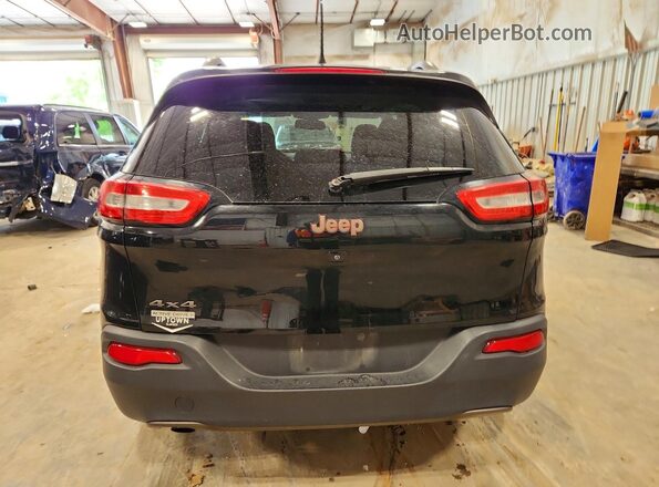 1C4PJMCB5HW574831 2017 JEEP CHEROKEE Black Rear view