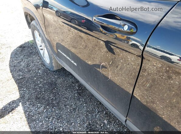 1C4PJMCB5KD444938 2019 JEEP CHEROKEE Black Widok z przodu