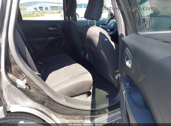 1C4PJMCB5KD444938 2019 JEEP CHEROKEE Black Widok naklejki z numerem VIN