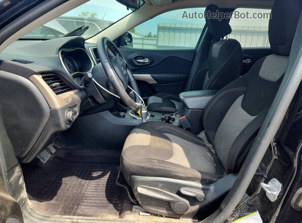 1C4PJMCB6JD575357 2018 JEEP CHEROKEE Black Вид салону спереду