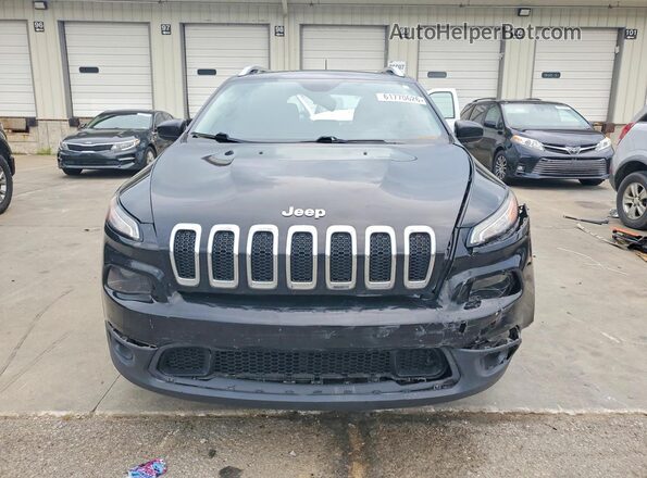 1C4PJMCB7HW657113 2017 JEEP CHEROKEE Black Вид спереду