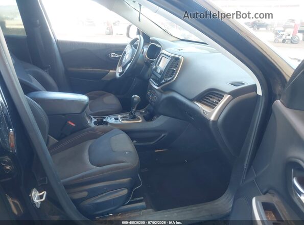 1C4PJMCB7JD528824 2018 JEEP CHEROKEE Black Սալոնի դիմացի տեսք