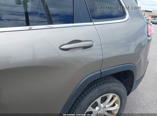 1C4PJMCB7KD449476 2019 JEEP CHEROKEE Brown Front view