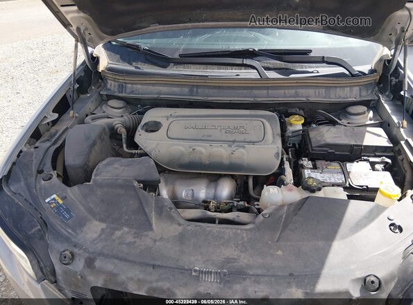 1C4PJMCB7KD449526 2019 JEEP CHEROKEE Gray უკანა ხედი