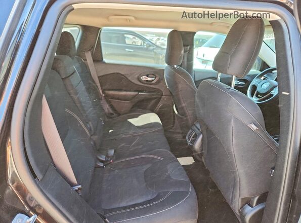 1C4PJMCB8GW182568 2016 JEEP CHEROKEE Black Սալոնի հետևի տեսք