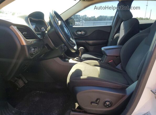 1C4PJMCB8GW334557 2016 JEEP CHEROKEE Белый Вид салона спереди