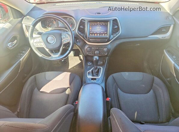 1C4PJMCB8HD230051 2017 JEEP CHEROKEE Red Vista del salpicadero