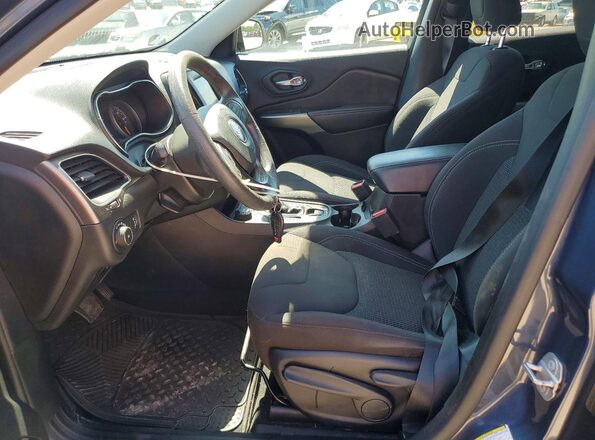 1C4PJMCB8KD450233 2019 JEEP CHEROKEE Blue Front interior view